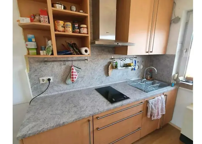 Privat bolig With Balcony, 5min To Main Train Station Heilbronn